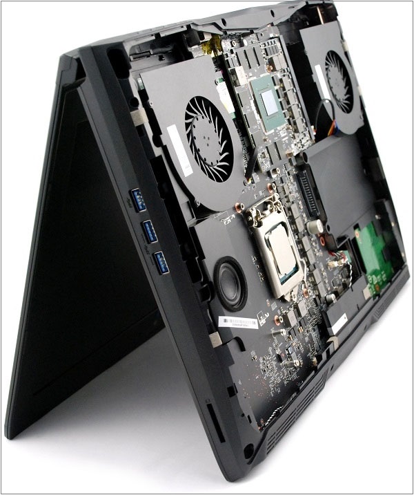 AMD Ryzen桌面CPU塞入笔记本！Intel又一座山头遭围