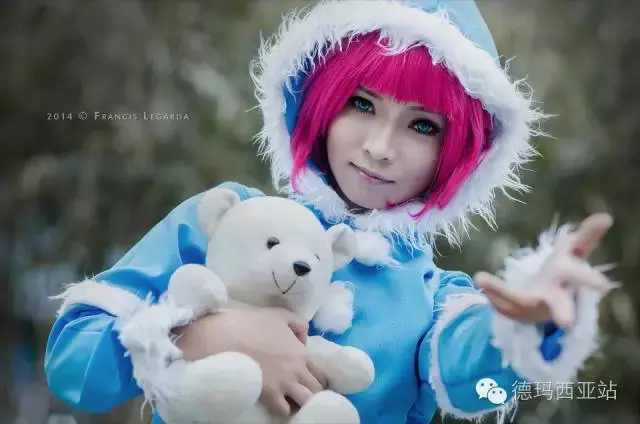 LOL亲女儿安妮全皮肤介绍：你看见我的小熊了么？